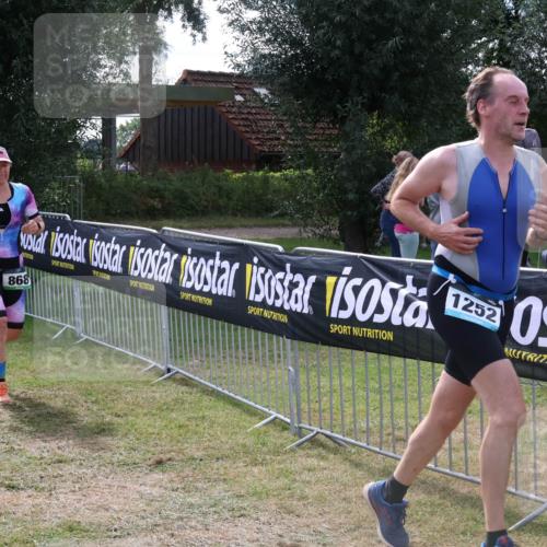 31.08.2025 - Elbe Triathlon Hamburg Luisa Fischer http://msf.ph/oto/8670345 31.08.2025 11:41:27 Laufen 868, 1252 meine-sportfotos.de