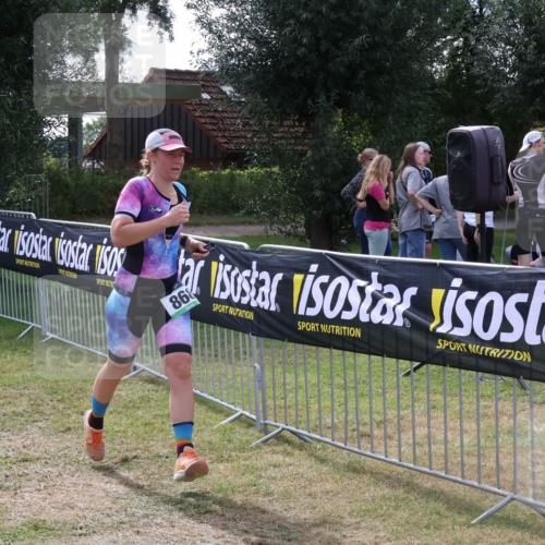 31.08.2025 - Elbe Triathlon Hamburg Luisa Fischer http://msf.ph/oto/8670350 31.08.2025 11:41:28 Laufen 868 meine-sportfotos.de