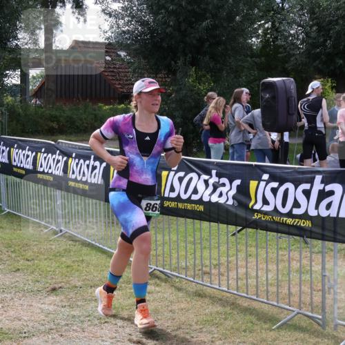 31.08.2025 - Elbe Triathlon Hamburg Luisa Fischer http://msf.ph/oto/8670351 31.08.2025 11:41:28 Laufen 868 meine-sportfotos.de