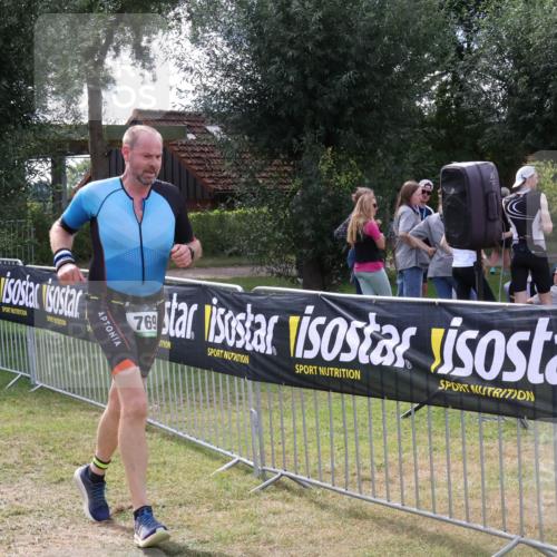 31.08.2025 - Elbe Triathlon Hamburg Luisa Fischer http://msf.ph/oto/8670359 31.08.2025 11:41:40 Laufen 769 meine-sportfotos.de