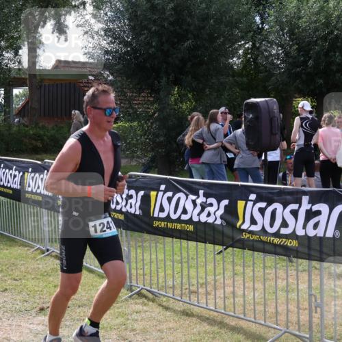 31.08.2025 - Elbe Triathlon Hamburg Luisa Fischer http://msf.ph/oto/8670365 31.08.2025 11:41:55 Laufen 1241 meine-sportfotos.de