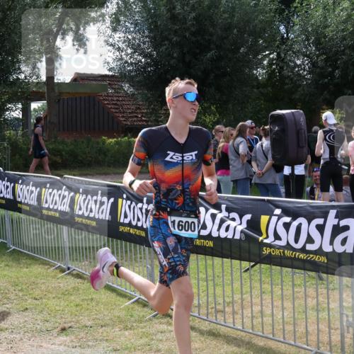 31.08.2025 - Elbe Triathlon Hamburg Luisa Fischer http://msf.ph/oto/8670372 31.08.2025 11:42:05 Laufen 651, 1600, 399 meine-sportfotos.de