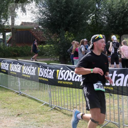 31.08.2025 - Elbe Triathlon Hamburg Luisa Fischer http://msf.ph/oto/8670380 31.08.2025 11:42:06 Laufen 3997 meine-sportfotos.de