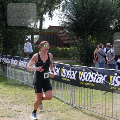 31.08.2025 - Elbe Triathlon Hamburg Luisa Fischer http://msf.ph/oto/8670420 31.08.2025 11:43:05 Laufen 1313, 912 meine-sportfotos.de