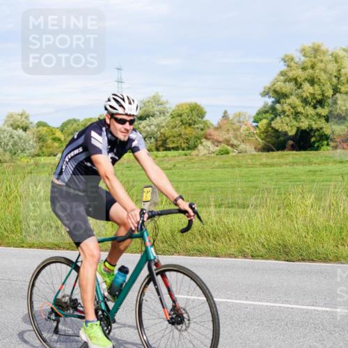 31.08.2025 - Elbe Triathlon Hamburg Michael Burmester http://msf.ph/oto/8670431 31.08.2025 09:59:38 Radfahren 438, 489, 607, 610, 617, 622, 681, 864 meine-sportfotos.de