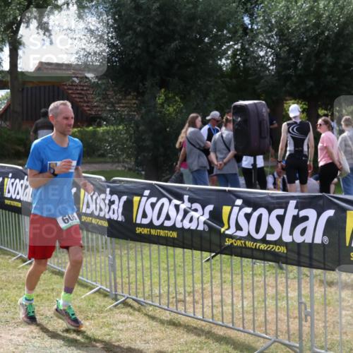 31.08.2025 - Elbe Triathlon Hamburg Luisa Fischer http://msf.ph/oto/8670437 31.08.2025 11:43:11 Laufen 606 meine-sportfotos.de