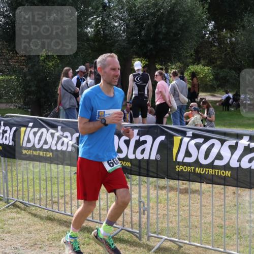 31.08.2025 - Elbe Triathlon Hamburg Luisa Fischer http://msf.ph/oto/8670439 31.08.2025 11:43:12 Laufen 601 meine-sportfotos.de