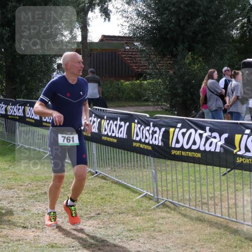 31.08.2025 - Elbe Triathlon Hamburg Luisa Fischer http://msf.ph/oto/8670445 31.08.2025 11:43:21 Laufen 1322, 761 meine-sportfotos.de