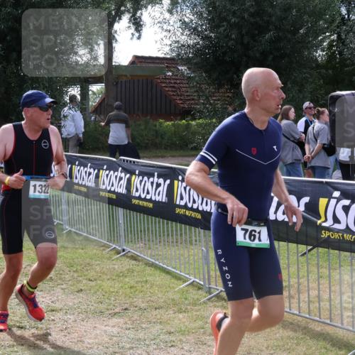 31.08.2025 - Elbe Triathlon Hamburg Luisa Fischer http://msf.ph/oto/8670449 31.08.2025 11:43:22 Laufen 1322, 761 meine-sportfotos.de
