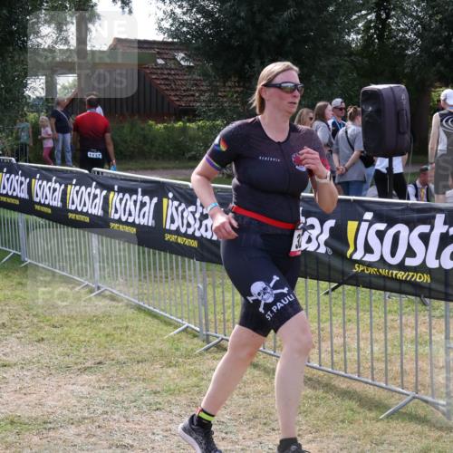 31.08.2025 - Elbe Triathlon Hamburg Luisa Fischer http://msf.ph/oto/8670463 31.08.2025 11:43:56 Laufen 1137 meine-sportfotos.de
