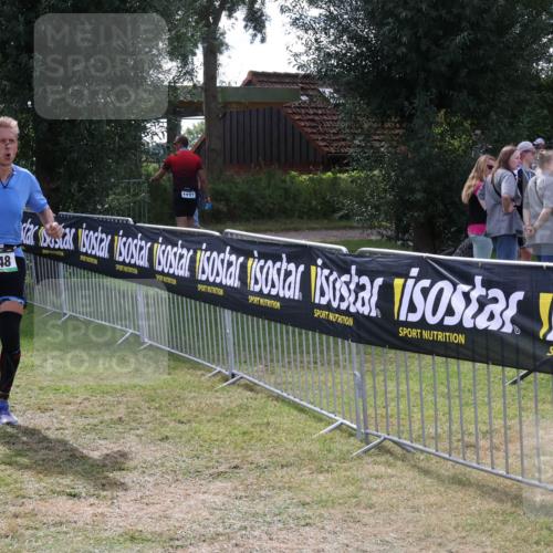 31.08.2025 - Elbe Triathlon Hamburg Luisa Fischer http://msf.ph/oto/8670465 31.08.2025 11:44:00 Laufen 748, 1137 meine-sportfotos.de