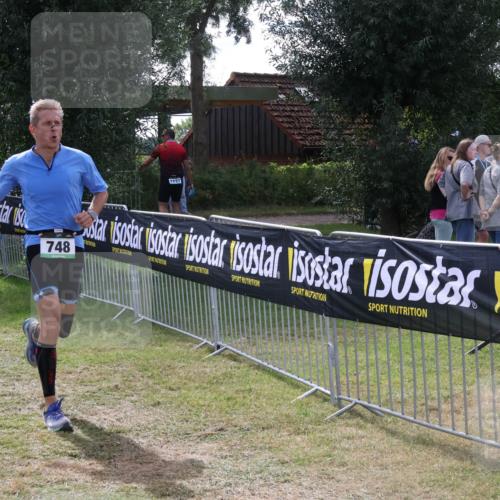 31.08.2025 - Elbe Triathlon Hamburg Luisa Fischer http://msf.ph/oto/8670466 31.08.2025 11:44:00 Laufen 1137, 748 meine-sportfotos.de