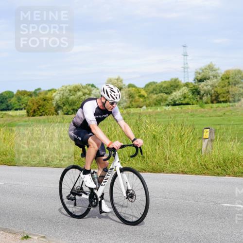 31.08.2025 - Elbe Triathlon Hamburg Michael Burmester http://msf.ph/oto/8670468 31.08.2025 09:59:43 Radfahren 469, 489, 607, 617, 622 meine-sportfotos.de
