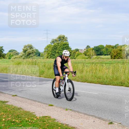 31.08.2025 - Elbe Triathlon Hamburg Michael Burmester http://msf.ph/oto/8670477 31.08.2025 09:59:49 Radfahren 455, 469, 494, 527, 667 meine-sportfotos.de
