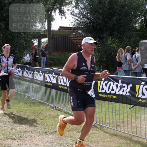 31.08.2025 - Elbe Triathlon Hamburg Luisa Fischer http://msf.ph/oto/8670478 31.08.2025 11:44:08 Laufen 537, 25 meine-sportfotos.de