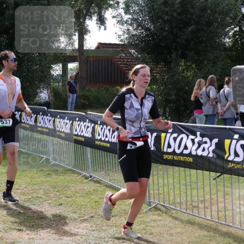 31.08.2025 - Elbe Triathlon Hamburg Luisa Fischer http://msf.ph/oto/8670484 31.08.2025 11:44:09 Laufen 537 meine-sportfotos.de