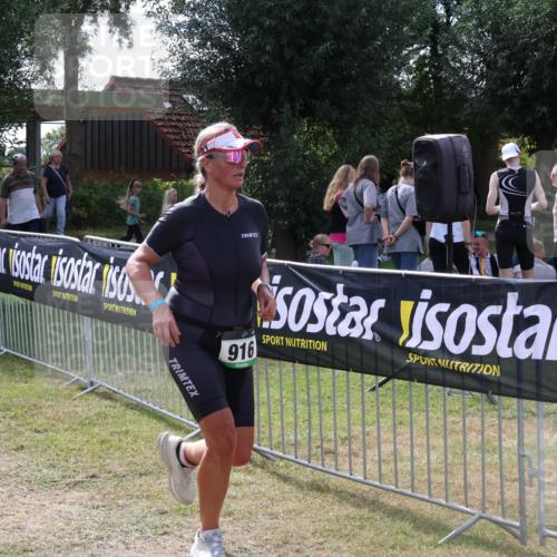 31.08.2025 - Elbe Triathlon Hamburg Luisa Fischer http://msf.ph/oto/8670489 31.08.2025 11:44:13 Laufen 916 meine-sportfotos.de