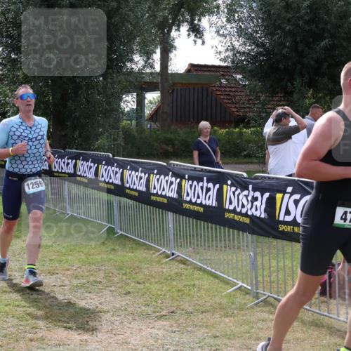 31.08.2025 - Elbe Triathlon Hamburg Luisa Fischer http://msf.ph/oto/8670505 31.08.2025 11:44:25 Laufen 1259, 471 meine-sportfotos.de