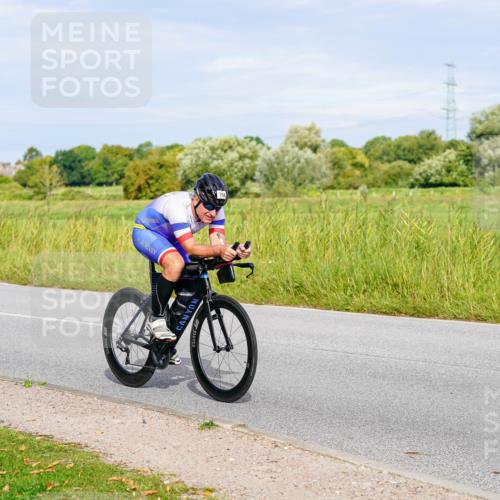 31.08.2025 - Elbe Triathlon Hamburg Michael Burmester http://msf.ph/oto/8670524 31.08.2025 09:59:59 Radfahren 527, 562, 756, 787 meine-sportfotos.de