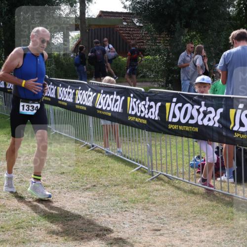 31.08.2025 - Elbe Triathlon Hamburg Luisa Fischer http://msf.ph/oto/8670526 31.08.2025 11:45:03 Laufen 1334 meine-sportfotos.de