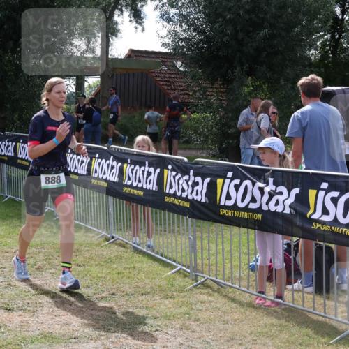 31.08.2025 - Elbe Triathlon Hamburg Luisa Fischer http://msf.ph/oto/8670533 31.08.2025 11:45:11 Laufen 85, 888 meine-sportfotos.de