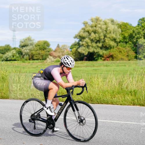 31.08.2025 - Elbe Triathlon Hamburg Michael Burmester http://msf.ph/oto/8670535 31.08.2025 10:00:00 Radfahren 562, 756, 787 meine-sportfotos.de
