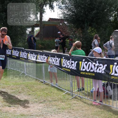 31.08.2025 - Elbe Triathlon Hamburg Luisa Fischer http://msf.ph/oto/8670540 31.08.2025 11:45:14 Laufen 1068 meine-sportfotos.de