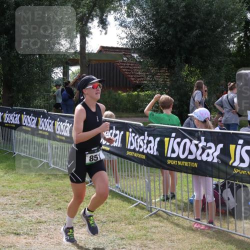 31.08.2025 - Elbe Triathlon Hamburg Luisa Fischer http://msf.ph/oto/8670552 31.08.2025 11:45:17 Laufen 740, 851 meine-sportfotos.de