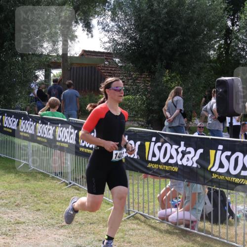 31.08.2025 - Elbe Triathlon Hamburg Luisa Fischer http://msf.ph/oto/8670571 31.08.2025 11:45:34 Laufen 14 meine-sportfotos.de