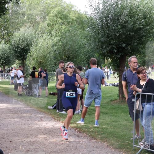 31.08.2025 - Elbe Triathlon Hamburg Luisa Fischer http://msf.ph/oto/8670597 31.08.2025 11:48:41 Laufen 1437, 202 meine-sportfotos.de