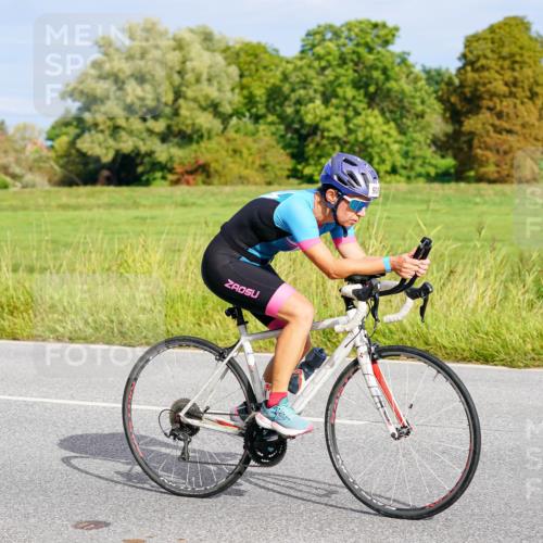 31.08.2025 - Elbe Triathlon Hamburg Michael Burmester http://msf.ph/oto/8670598 31.08.2025 10:00:18 Radfahren 563, 655, 729, 908, 919 meine-sportfotos.de