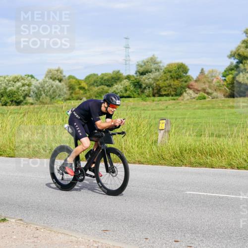 31.08.2025 - Elbe Triathlon Hamburg Michael Burmester http://msf.ph/oto/8670606 31.08.2025 10:00:21 Radfahren 589, 655, 729, 908 meine-sportfotos.de
