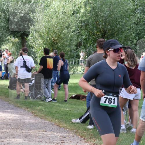 31.08.2025 - Elbe Triathlon Hamburg Luisa Fischer http://msf.ph/oto/8670607 31.08.2025 11:48:57 Laufen 781 meine-sportfotos.de