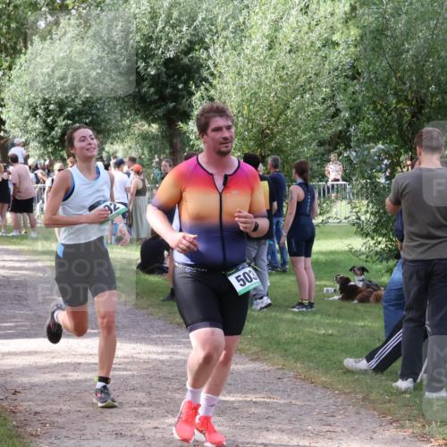 31.08.2025 - Elbe Triathlon Hamburg Luisa Fischer http://msf.ph/oto/8670613 31.08.2025 11:49:14 Laufen 812, 503 meine-sportfotos.de
