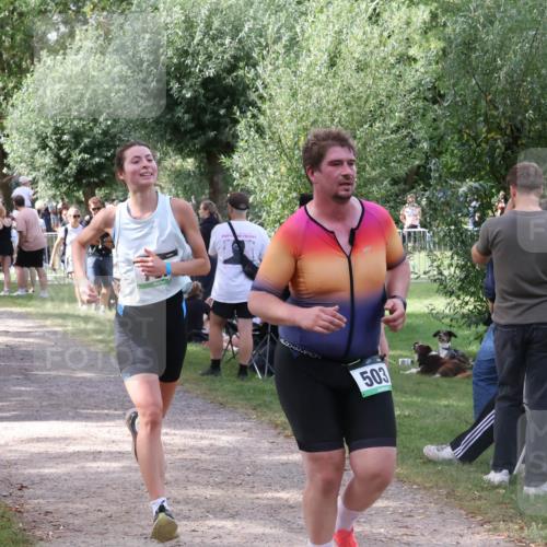 31.08.2025 - Elbe Triathlon Hamburg Luisa Fischer http://msf.ph/oto/8670614 31.08.2025 11:49:15 Laufen 128, 812, 503 meine-sportfotos.de