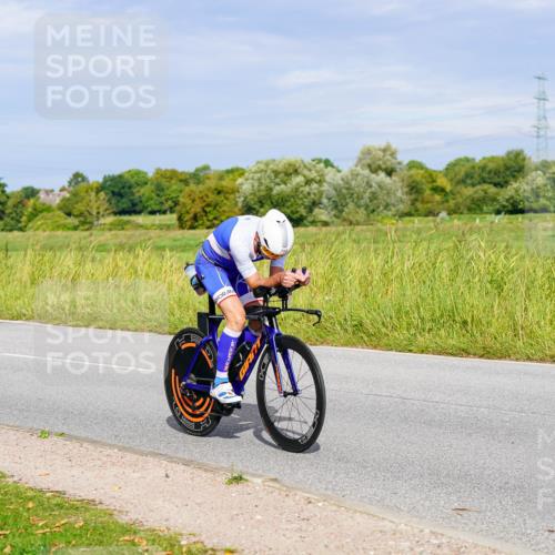31.08.2025 - Elbe Triathlon Hamburg Michael Burmester http://msf.ph/oto/8670632 31.08.2025 10:00:30 Radfahren 526, 589, 717, 759 meine-sportfotos.de