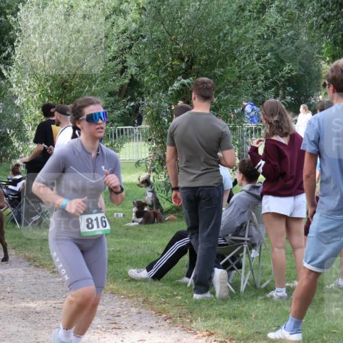 31.08.2025 - Elbe Triathlon Hamburg Luisa Fischer http://msf.ph/oto/8670635 31.08.2025 11:49:35 Laufen 816 meine-sportfotos.de