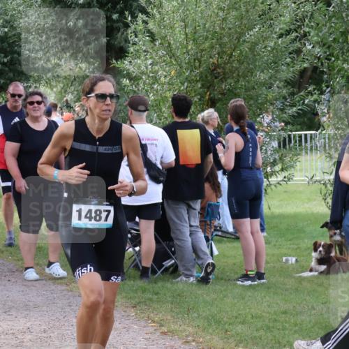 31.08.2025 - Elbe Triathlon Hamburg Luisa Fischer http://msf.ph/oto/8670642 31.08.2025 11:50:23 Laufen 1487 meine-sportfotos.de
