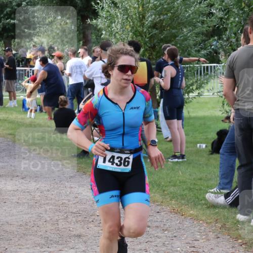 31.08.2025 - Elbe Triathlon Hamburg Luisa Fischer http://msf.ph/oto/8670668 31.08.2025 11:51:24 Laufen 1436, 7001, 1001 meine-sportfotos.de