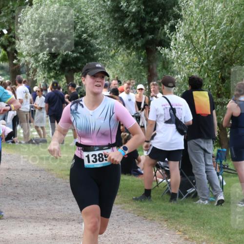 31.08.2025 - Elbe Triathlon Hamburg Luisa Fischer http://msf.ph/oto/8670679 31.08.2025 11:51:31 Laufen 00, 1389, 1 meine-sportfotos.de