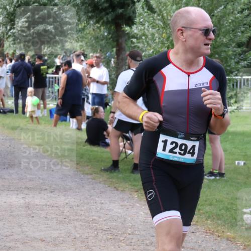 31.08.2025 - Elbe Triathlon Hamburg Luisa Fischer http://msf.ph/oto/8670694 31.08.2025 11:51:59 Laufen 3, 871, 1294 meine-sportfotos.de