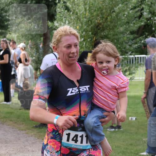 31.08.2025 - Elbe Triathlon Hamburg Luisa Fischer http://msf.ph/oto/8670719 31.08.2025 11:52:34 Laufen 1411 meine-sportfotos.de