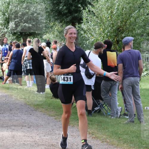 31.08.2025 - Elbe Triathlon Hamburg Luisa Fischer http://msf.ph/oto/8670797 31.08.2025 11:53:28 Laufen 1431 meine-sportfotos.de