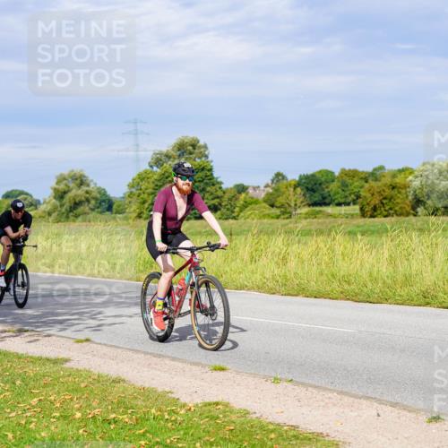 31.08.2025 - Elbe Triathlon Hamburg Michael Burmester http://msf.ph/oto/8670815 31.08.2025 10:01:18 Radfahren 508, 534, 568, 786 meine-sportfotos.de
