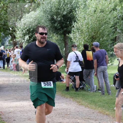 31.08.2025 - Elbe Triathlon Hamburg Luisa Fischer http://msf.ph/oto/8670817 31.08.2025 11:53:35 Laufen 588 meine-sportfotos.de