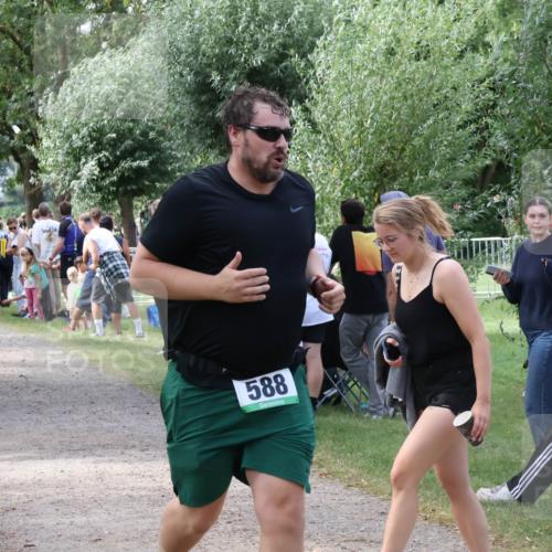 31.08.2025 - Elbe Triathlon Hamburg Luisa Fischer http://msf.ph/oto/8670818 31.08.2025 11:53:35 Laufen 588 meine-sportfotos.de