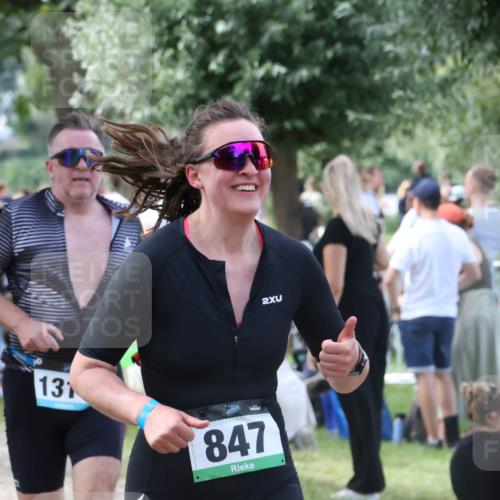 31.08.2025 - Elbe Triathlon Hamburg Luisa Fischer http://msf.ph/oto/8670824 31.08.2025 11:54:00 Laufen 13, 847, 2 meine-sportfotos.de