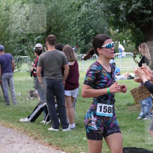 31.08.2025 - Elbe Triathlon Hamburg Luisa Fischer http://msf.ph/oto/8670904 31.08.2025 11:54:15 Laufen 1001, 158 meine-sportfotos.de