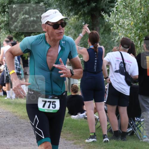 31.08.2025 - Elbe Triathlon Hamburg Luisa Fischer http://msf.ph/oto/8670950 31.08.2025 11:54:31 Laufen 775 meine-sportfotos.de