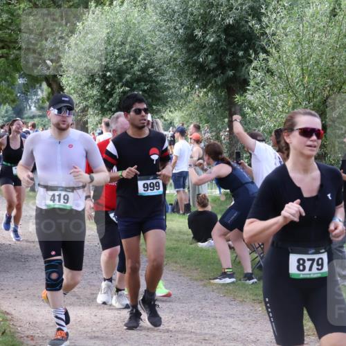 31.08.2025 - Elbe Triathlon Hamburg Luisa Fischer http://msf.ph/oto/8670994 31.08.2025 11:54:39 Laufen 419, 999, 879 meine-sportfotos.de